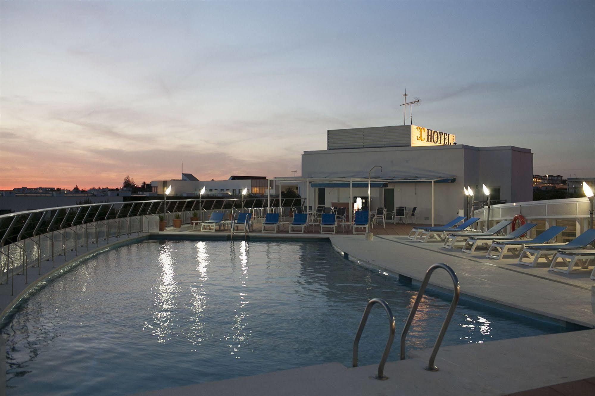 Hotel Costa Conil By Fuerte Group Conil De La Frontera Exterior photo